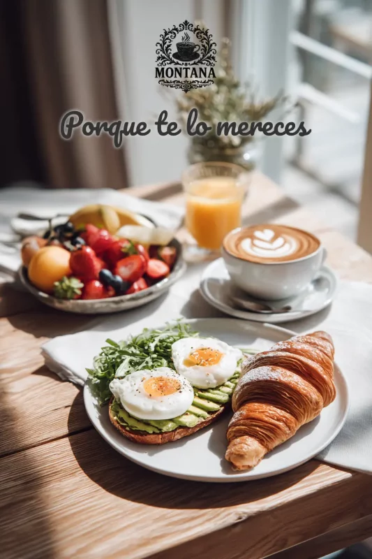 Desayuno visualmente atractivo generado con IA para cafetería o restaurante, con croissant, huevos, café, frutas y zumo, estilo branding emocional.